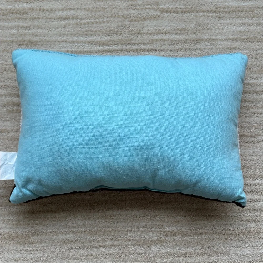 NWOT CHRISTMAS TRUCK TREE PILLOW ST NICHOLAS SQUARE SIMILAR TO GLUCKSTEIN HOME